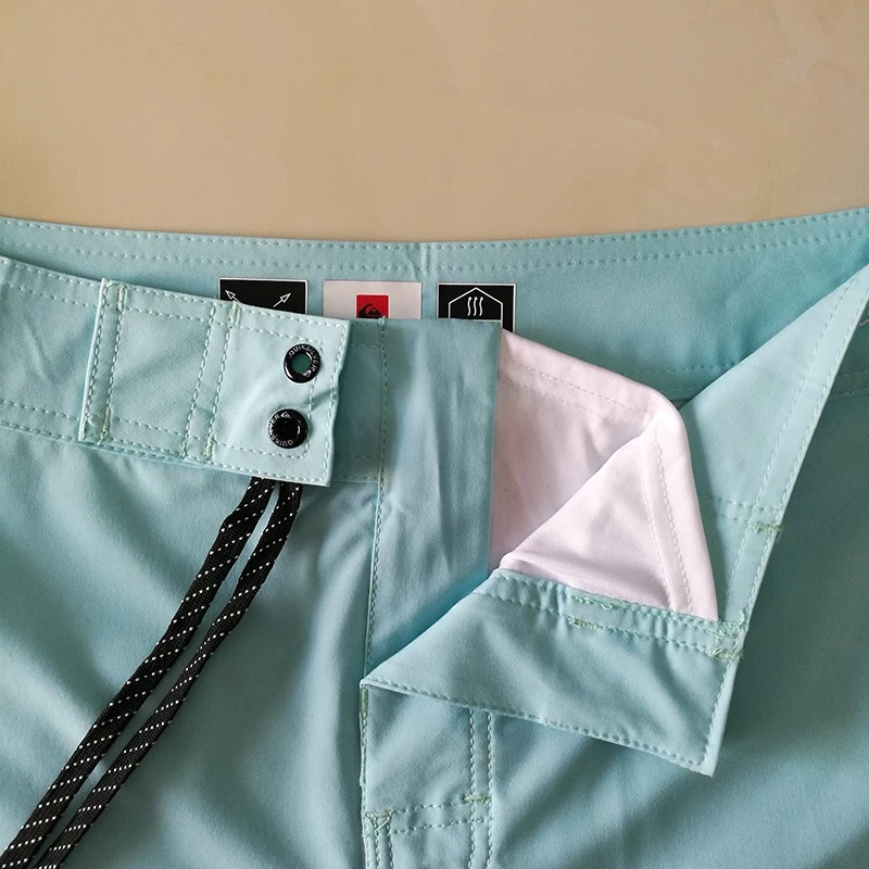 กางเกงขาสั้น Quiksilver ยืดหยุ่น 4 ทิศทาง กันน้ำ แห้งเร็ว สำหรับผู้ชาย thumbnail 4