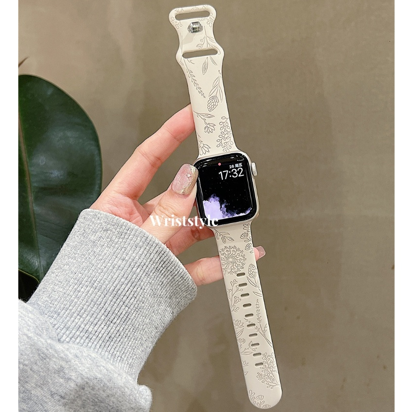 สายนาฬิกาข้อมือ ยางซิลิโคนนิ่ม แกะสลัก ลายดอกไม้ สไตล์ธรรมชาติ แบบเปลี่ยน สําหรับ Apple Watch S9 8 7 6 5 4 3 2 1 SE2 ULTRA iWatch 49 มม. 45 44 42 41 40 38