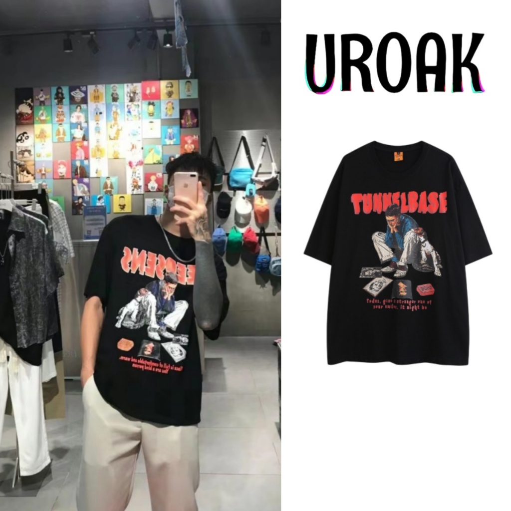UROAK สไตล์เรโทร มีให้เลือก3สี ใส่สบาย ทรงหลวม ขนาดใหญ่ แฟชั่นฤดูร้อน ผ้านิ่มใส่สบาย เหมาะกับฤดูร้อน สไตล์สตรีท สําหรับผู้ชาย สําหรับผู้ชายและผู้หญิง แขนสั้นพิมพ์ลายตัวอักษร เสื้อยืดคอกลม M-3XL