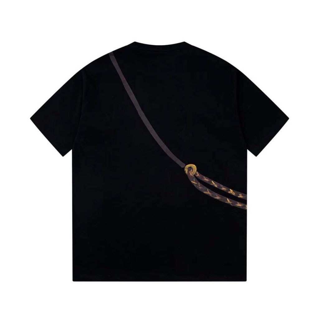 เสื้อยืดแขนสั้นลําลอง พิมพ์ลาย พร้อมป้ายแท็ก เข้ากับทุกการแต่งกาย แฟชั่นฤดูร้อน สําหรับผู้ชาย และผู้หญิง 2024