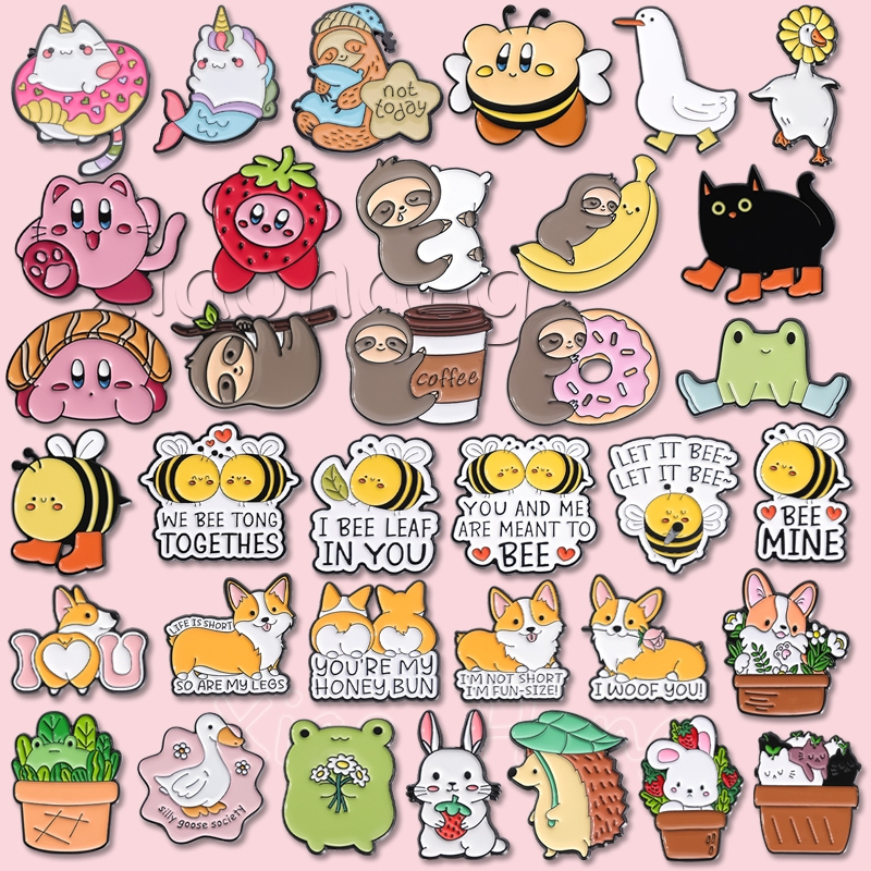 น่ารักกระต่ายกบเคลือบ Pin สัตว์การ์ตูนเป็ด Bee Sloth Pins Cat Capybara เข็มกลัดป้ายกระเป๋าเป้สะพายหลังอุปกรณ์เสริมของขวัญสําหรับเด็ก
