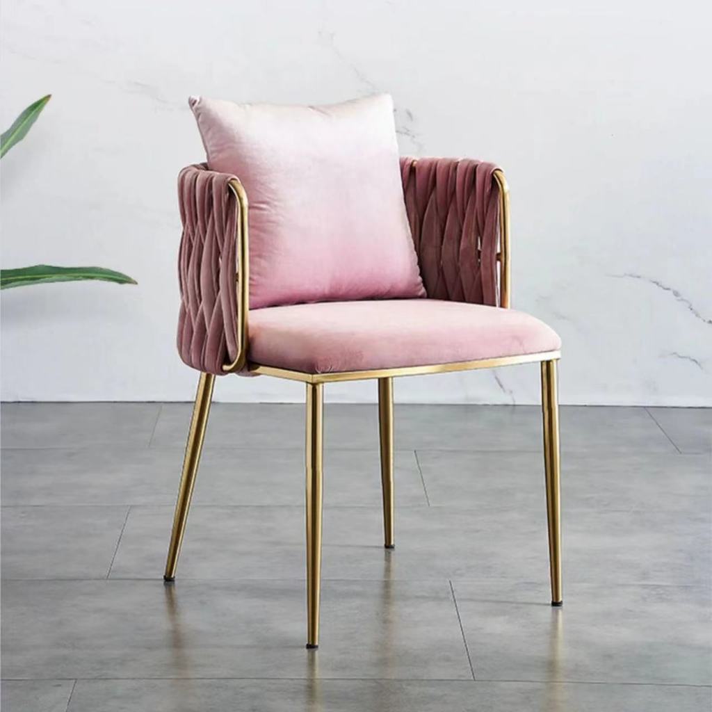 Nordic Modern Minimalistอินเทอร์เน็ตสาวคนดังสีชมพูพนักพิงกำมะหยี่เหล็กDressingเก้าอี้ร้านอาหารสบายๆบ้านเก้าอี้รับประทานอ