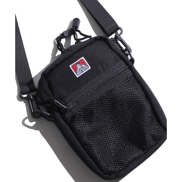 Ben Davis Men กระเป ๋ า Messenger กันน ้ ําแฟชั ่ นสลิงกระเป ๋ าผู ้ หญิง Crossbody Bagpack
