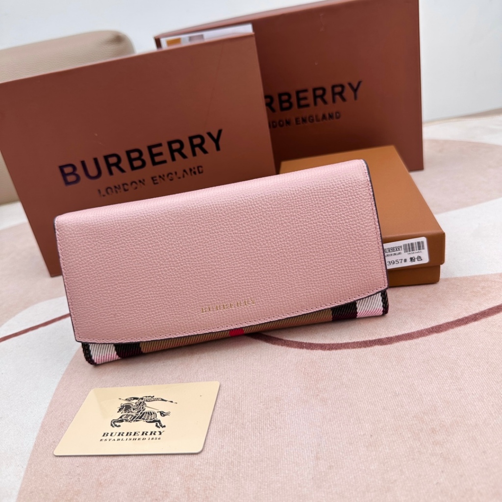 Burberry ใหม่ กระเป๋าสตางค์หนัง ใบยาว พร้อมกล่อง ของแท้ สําหรับผู้หญิง 3957