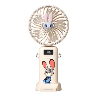 Disney QS-F03 พัดลมมือถือ น้ําหนักเบา พกพาสะดวก แบตเตอรี่ใช้ได้นาน ฤดูร้อน ลมขนาดใหญ่ พัดลมตั้งโต๊ะ ขนาดเล็ก พัดลมไฟฟ้าในครัวเรือน ระบายความร้อนแบบเงียบ