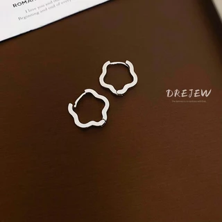 DREJEW ต่างหูแฟชั่น รูปดอกไม้ ขนาดเล็ก สไตล์ยุโรปและอเมริกา เรียบง่าย สําหรับผู้หญิง
