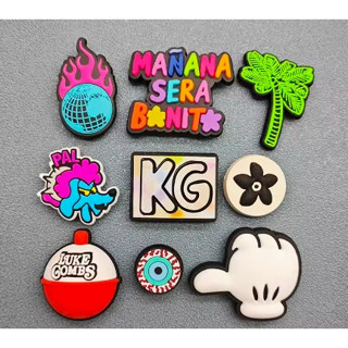 ใหม่ Crocs Jibbitz Charms /ชุดการ์ตูน/ รองเท้าแตะคุณภาพสูง /…