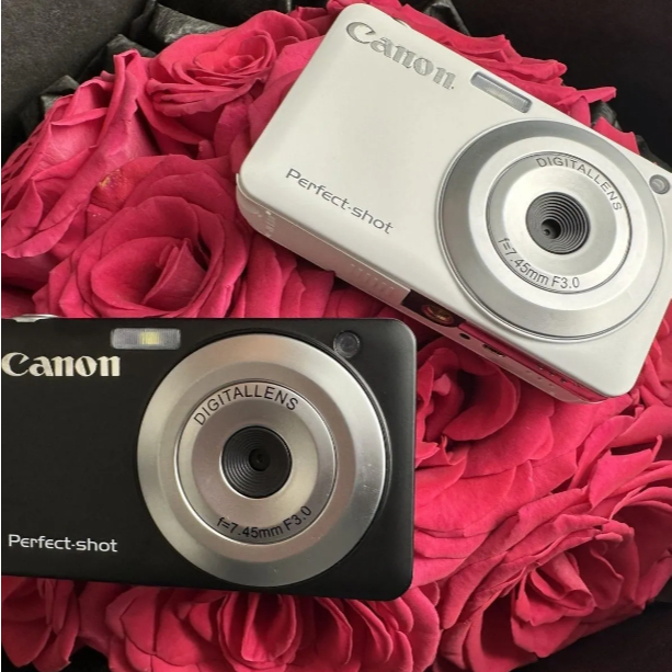 จัดส่งด่วน กล้องดิจิตอลแคมปัส CCD Canon พร้อมกล้องนักเรียนความละเอียดสูง 56 ล้านพิกเซลเดียวกัน 4K ระดับเริ่มต้นย้อนยุคการ์ดขนาดเล็กเดินทางใหม่