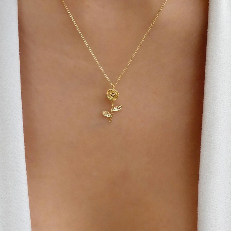 เครื่องประดับ สร้อยคอโชคเกอร์ ชุบทอง 14k จี้ดอกกุหลาบ เหมาะกับของขวัญวันวาเลนไทน์ แฟชั่นสําหรับผู้หญิง