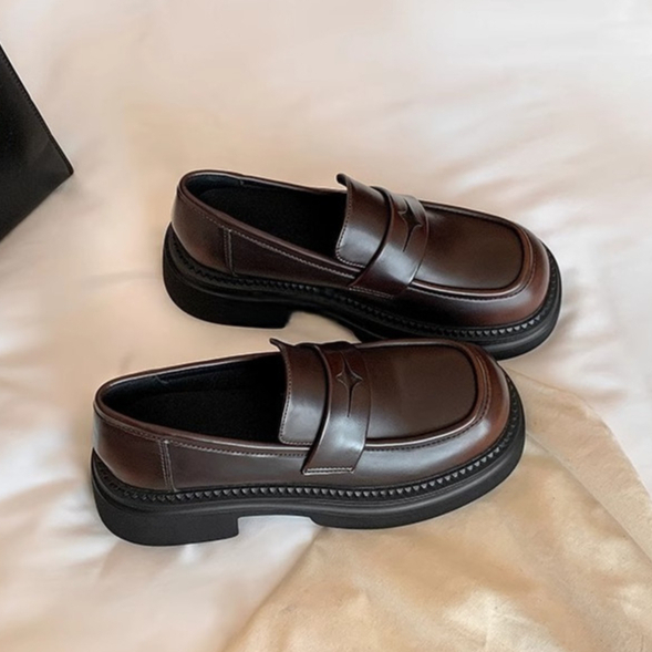 【34-42】รองเท้าโลฟเฟอร์หนัง พื้นหนา ขนาดใหญ่ สไตล์อังกฤษ เรโทร สําหรับผู้หญิง