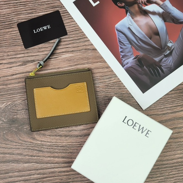 Loewe ของแท้ 100% กระเป๋าใส่บัตร หนัง คุณภาพสูง L1118 พร้อมกล่อง