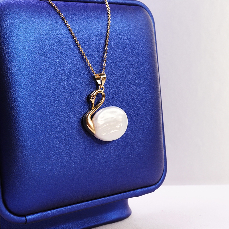 Tamsui Baroque Alien Pearl Necklace Swan Pendant with Minimalist temperament