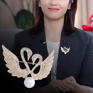 Swan Corsage แฟชั ่ นเกาหลี Pin Buckle Anti-glare เข ็ มกลัดวัสดุโลหะผสม