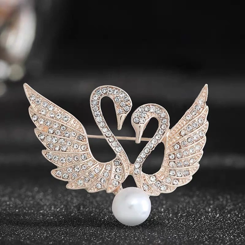 Swan Corsage แฟชั ่ นเกาหลี Pin Buckle Anti-glare เข ็ มกลัดวัสดุโลหะผสม