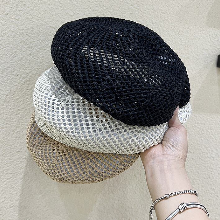 เกาหลี Hollow Niche สีดํา Beret หญิงตาข ่ ายโดมสไตล ์ ญี ่ ปุ ่ น All-Match Face-Looking Little Painter หมวก Beret หมวก