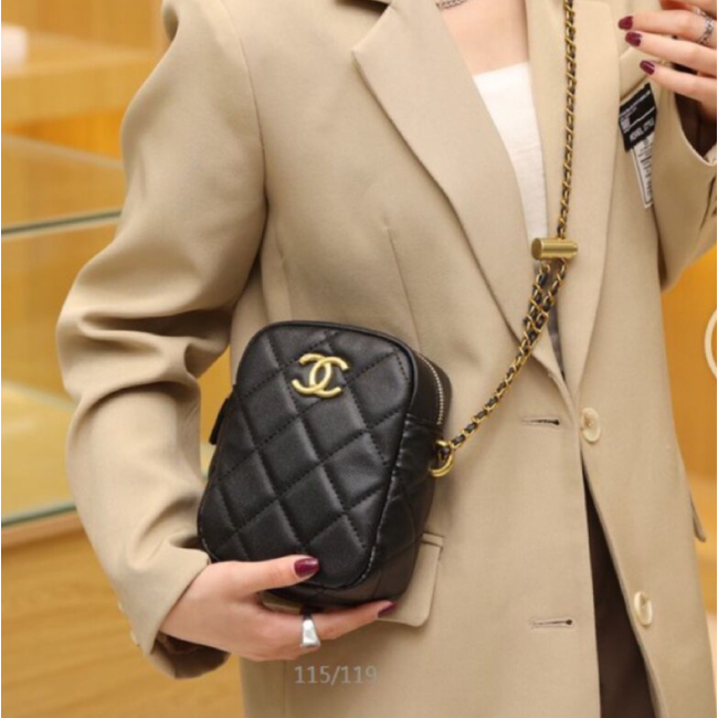 [ คุณภาพสูง ] กระเป๋าผู้หญิง Chanel สุภาพสตรีกระเป๋าสะพายข้างกลางแจ้งกระเป๋าเครื่องสำอาง