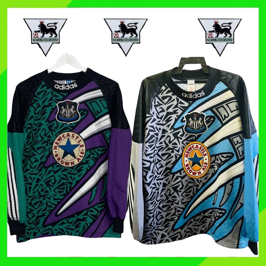Newcastle United 95-96 Vintage Goalkeeper เสื ้ อแขนยาวสีม ่ วงสีสันสดใสสีน ้ ําเงิน Thai Edition คุณภาพสูง AAA