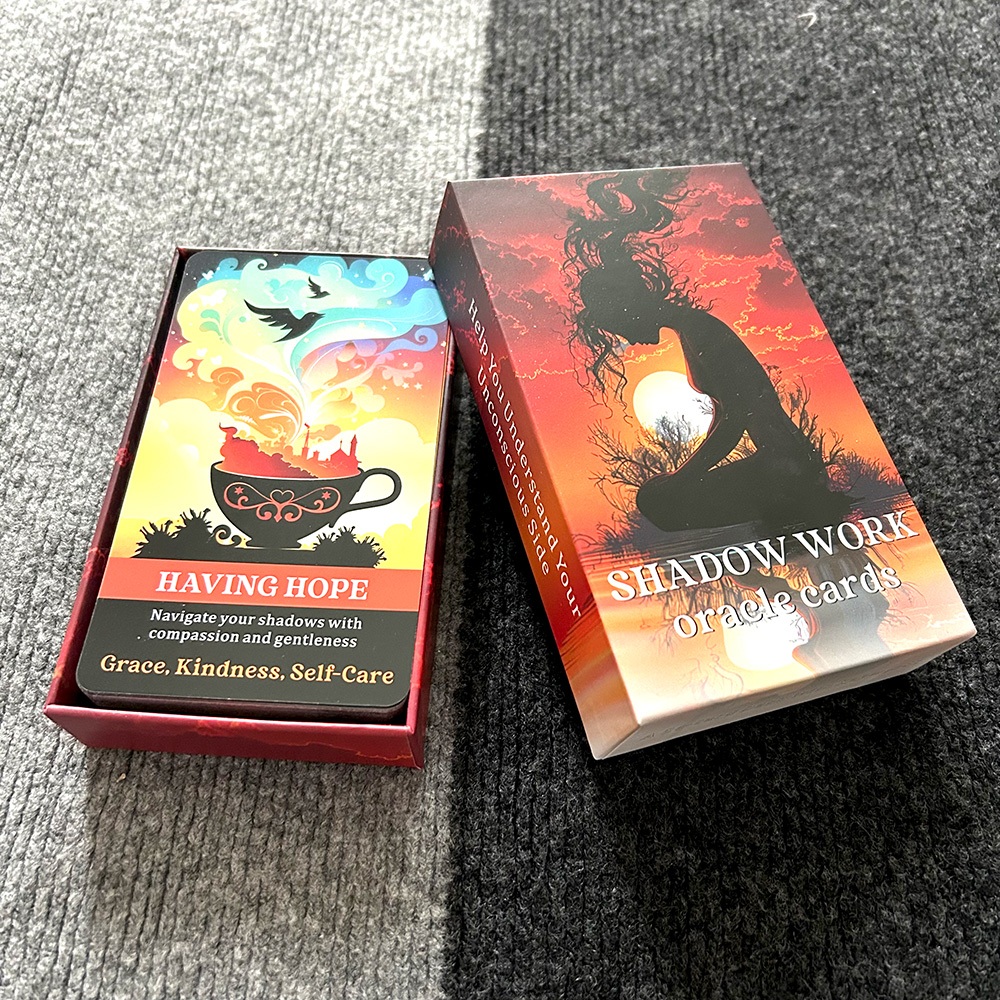 56pcs 12 ×7 ซม.Oracle ไพ ่ ทาโรต ์ ในกล ่ อง Runes เกมกระดาน Subconscious Mind เปิดเผยความลึกลับของการทํานายและ Self-improvemen