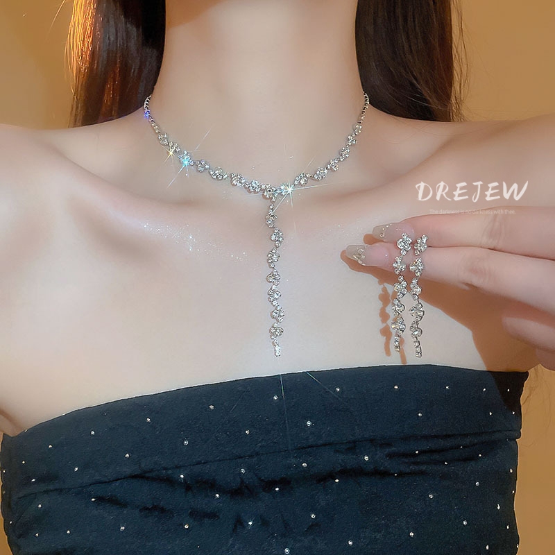 DREJEW เดรช รอบคลื่นเพชรสร้อยคอชุดระดับไฮเอนด์แสงหรูหราสไตล์กระดูกไหปลาร้าโซ่พร็อพสร้อยคอสร้อยคอสําหรับผู้หญิง