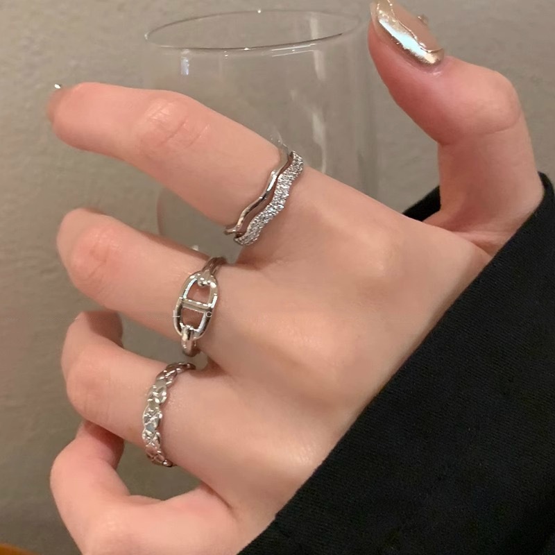 แฟชั ่ นเกาหลีชุดแหวนตัวอักษรผู ้ หญิงสีเงินเปิดปรับ Fine ของขวัญนักเรียนหวาน Cool สไตล ์