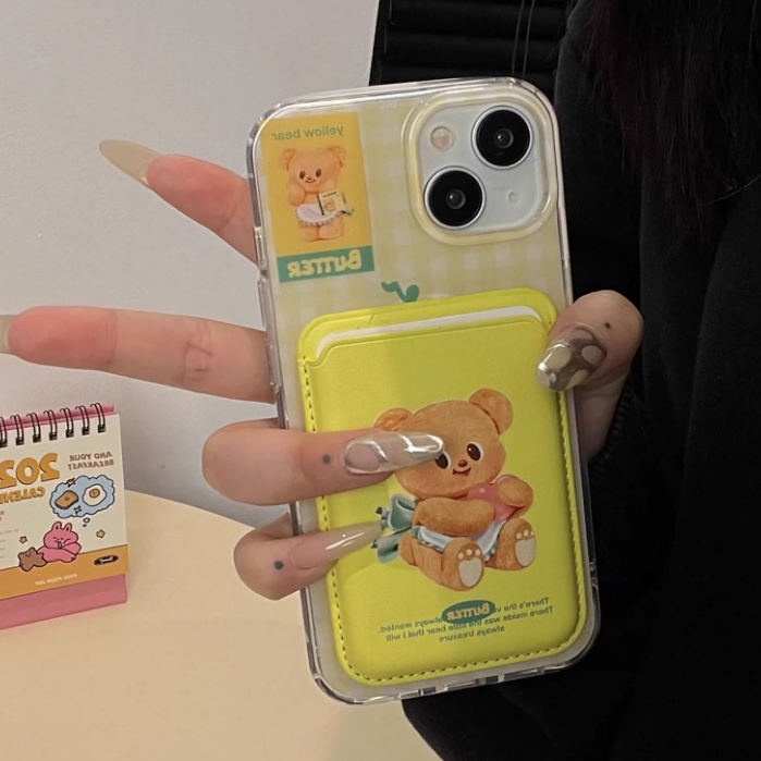 ลายสก๊อตสีเหลืองหมีกระเป๋าสตางค์ผู้ถือบัตรสําหรับiphone 15pro 15 pro max 14 การ์ตูนน่ารัก 14 pro max 14 Proแม่เหล็กนุ่มกรณี