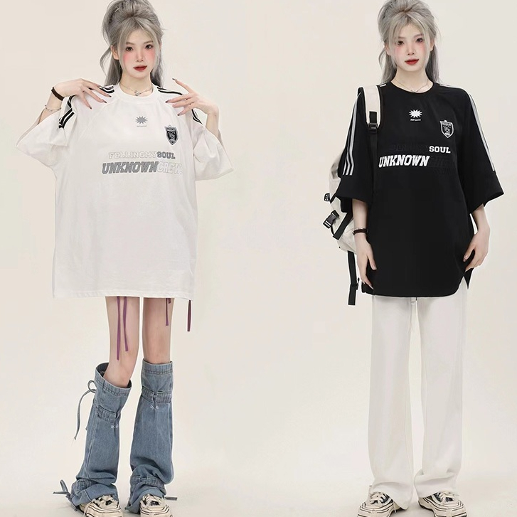 Luna shop T-shirt จดหมายย้อนยุคพิมพ์ลาย Raglan แขนสั้นสไตล์สปอร์ตสำหรับผู้ชายและผู้หญิง
