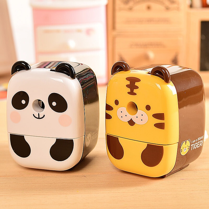 น่ารักแพนด้ากบเหลาดินสอ น่ารัก เครื่องเขียนเกาหลีมือหมุนคู่มือปากกาตัดเครื่องมือเด็กของขวัญโรงเรียนอุปกรณ์สํานักงาน