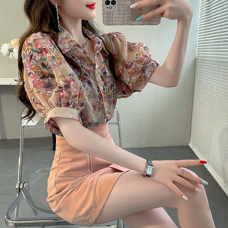เสื้อชีฟองแขนสั้นพิมพ์ลายดอกไม้ คอปกทรงหลวม แขนพัฟ สำหรับผู้หญิง thumbnail 3