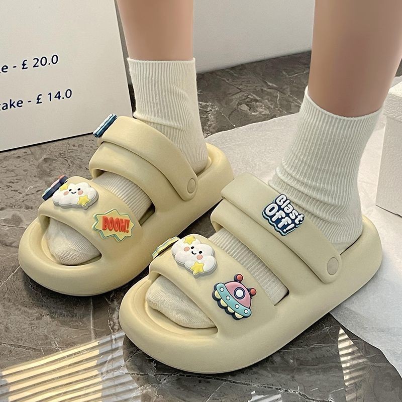 รองเท้าแตะสามสีผู้หญิงน่ารัก รองเท้าแตะผู้หญิง รองเท้าแตะขนมปังผู้หญิง