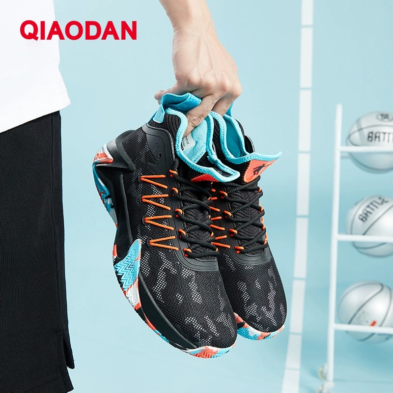 Qiaodan PY 1 รองเท้าบาสเก็ตบอลสําหรับผู้ชาย Spike Breathable สวมใส่น้ําหนักเบา XM25200105 — صورة 6