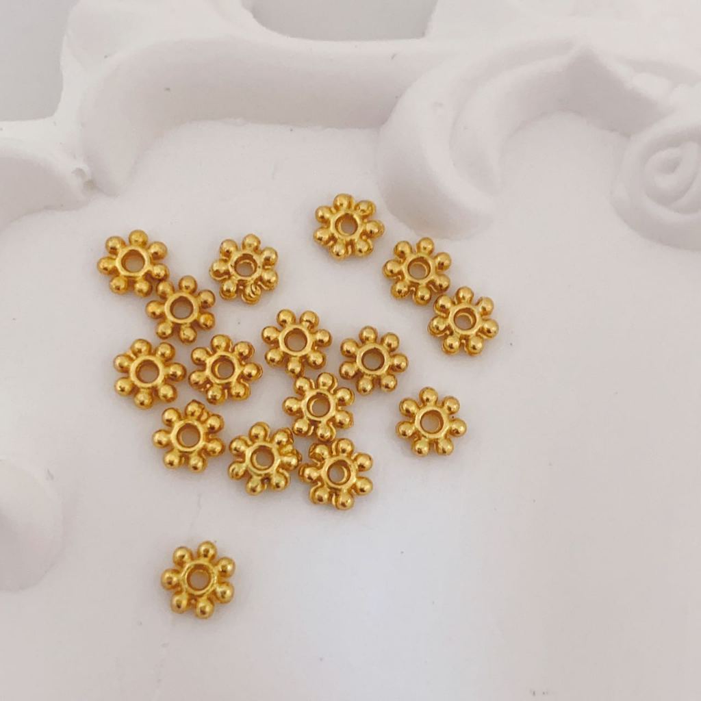 A1001 [โมโนโครมฟรี 50 ชิ้นกว่า 100 ชิ้น] Receptacle ทอง 14k DIY ลูกปัด Handmade Spacer โลหะเกล็ดหิมะ Spacer ลูกปัดเครื่องประดับอุปกรณ์เสริม