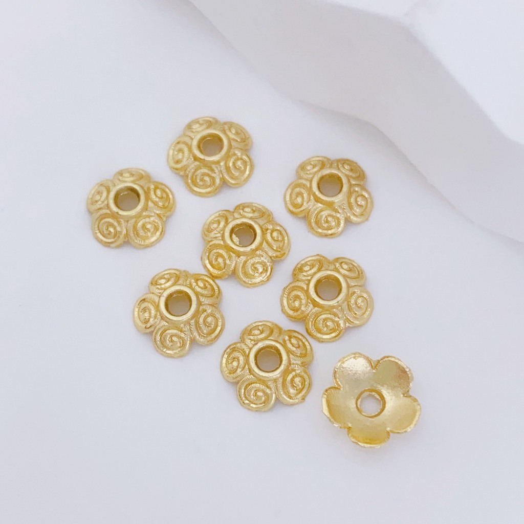 ก0027 [สีเดียวกว่า100ชิ้นแถม50ชิ้น] ทําเอง สร้อยข้อมือสร้อยคอต่างหู ตัวเว้นวรรค อุปกรณ์ลูกปัดเมฆมงคล นาฟู Receptacle ตัวเว้นวรรค หมวกลูกปัดดอกไม้รักษาสี14พันทองสีอุป