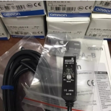 E3S-AT11/AT21/AT31/AT41/AT61/AT71/AT81/91 เซ็นเซอร์สวิตช์โฟโตอิเล็กทริคสี่เหลี่ยม