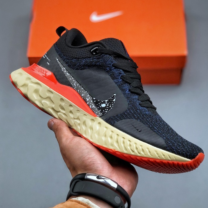 รองเท ้ าวิ ่ งกีฬาสันทนาการ REACT INFINITY RUN FK 3 DZ3014 002