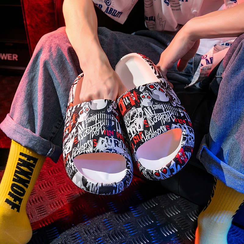 รองเท้าแตะ Mens Home Anti-slip เวอร์ชั่นเกาหลีแฟชั่นสวมใส่ด้านนอกหนา soled San