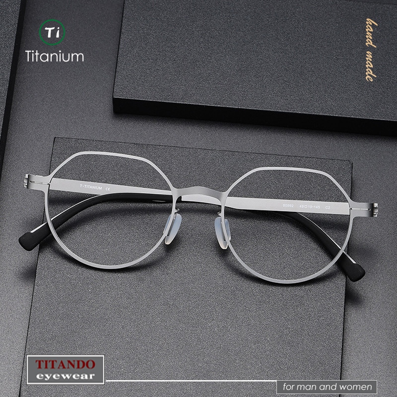 สไตล ์ อุตสาหกรรมเยอรมันดีไซน ์ ไร ้ สกรูกรอบแว ่ นตาน ้ ําหนักเบาและบางวัดไทเทเนียมบางเฉียบสําหรับผู ้ ชายและผู ้ หญิงแว ่ นตารูปมงกุฎ 80992