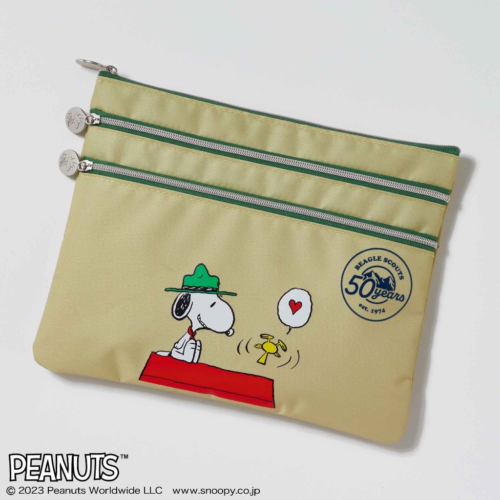 นิตยสารญี ่ ปุ ่ นภาคผนวกฉบับเดือนพฤศจิกายน Snoopy Clutch