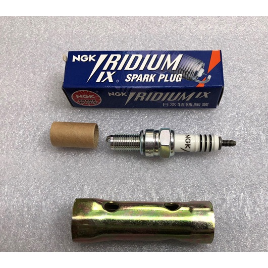 เหมาะสําหรับ Honda DIO54/55/56/57/58/59 Issue/Z4 ZOOMER50 Little Turtle Iridium NGK Spark Plug