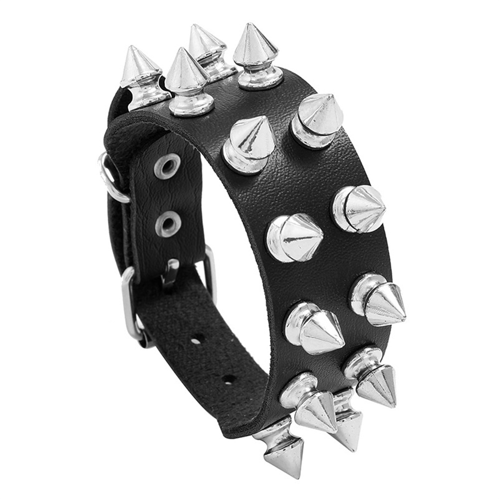 Pu หนัง Studded สร ้ อยข ้ อมือ Punk Spike Rivets ข ้ อมือโลหะสีดําสายรัดปรับกําไลข้อมือ