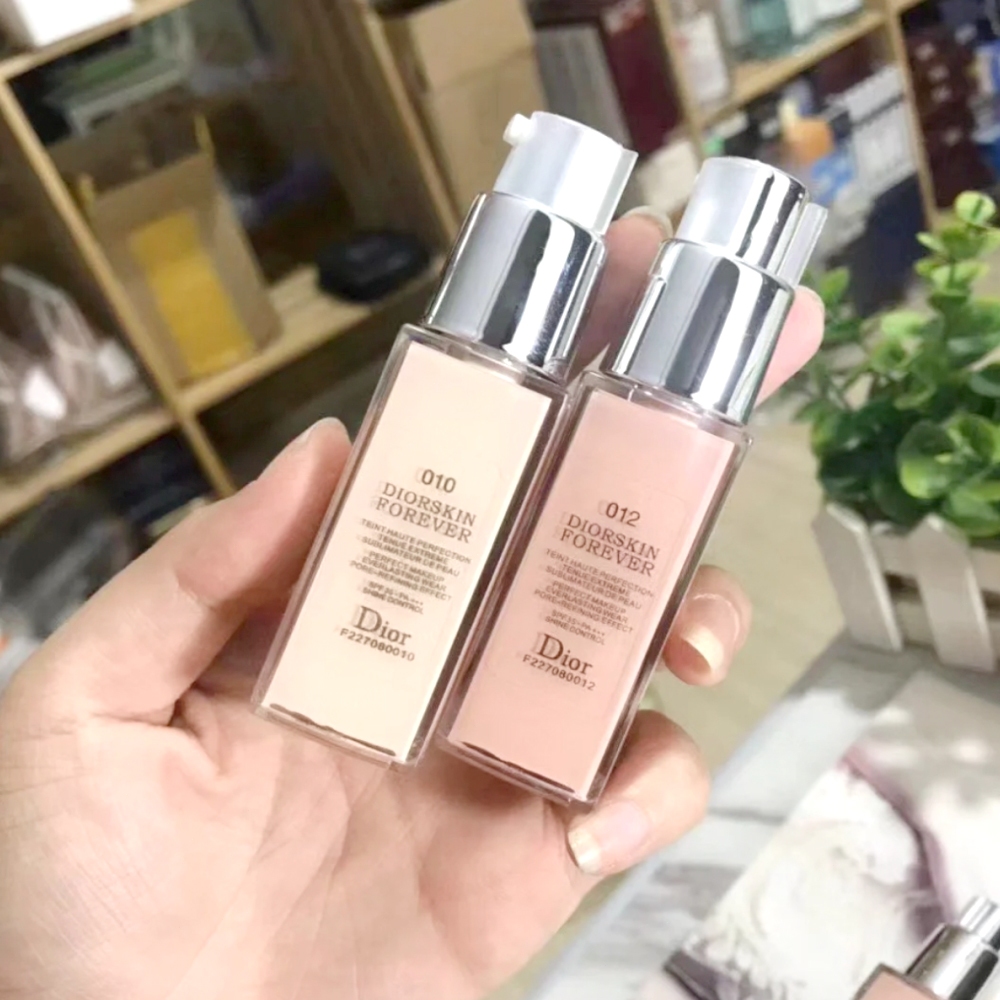 2024 สไตล ์ ใหม ่ DIOR Gel Lasting Liquid Foundation/Glossy Liquid Foundation 20ml Glossy Moisturizing/Matte Lasting 010 012