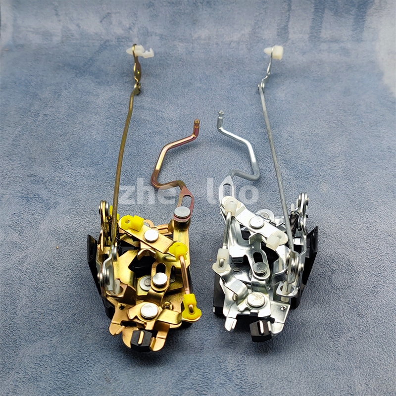 Zl ด้านหน้าประตูล็อคประตู Latch ล็อค Catcher สําหรับ 1992-2004 Toyota Hiace Van 69320-26010 69320-95J06 LH 69310-26010 69310-95J07 RH