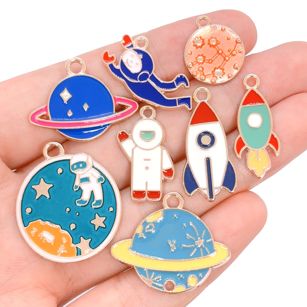 4pcs Firmament นักบินอวกาศ Drop น้ํามันเคลือบ Star Charms จี้ DIY สร้อยข้อมือต่างหูสําหรับเครื่องประดับค้นหา