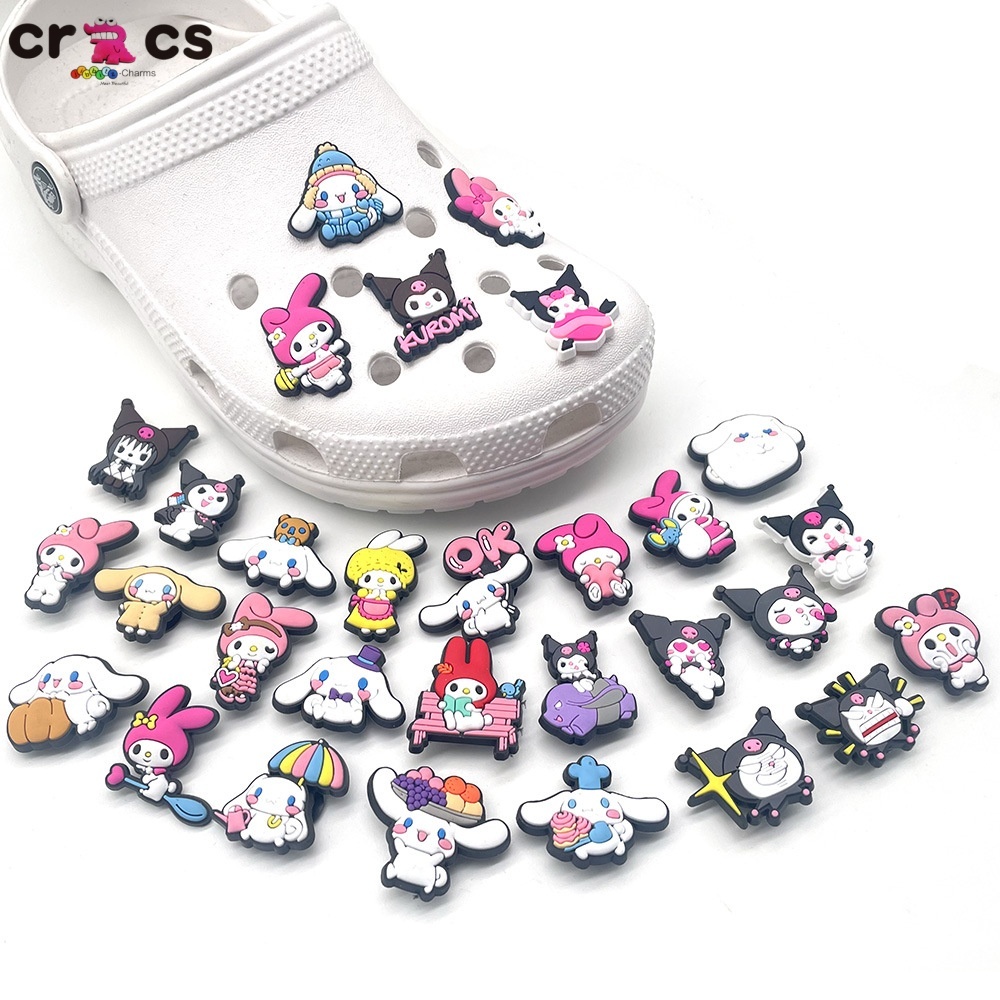 Jibbitz crocs รูปแบบการ์ตูนน่ารัก DIY Kuromi/สุนัขอบเชย/Melody รองเท้าตกแต่งหัวเข็มขัดอุปกรณ์เสริม