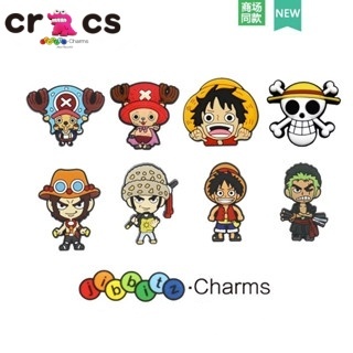 Crocs jibbitz charms1PC อะนิเมะใหม่ One Piece series PVC รองเท้าหัวเข็มขัดอุปกรณ์ตกแต่ง