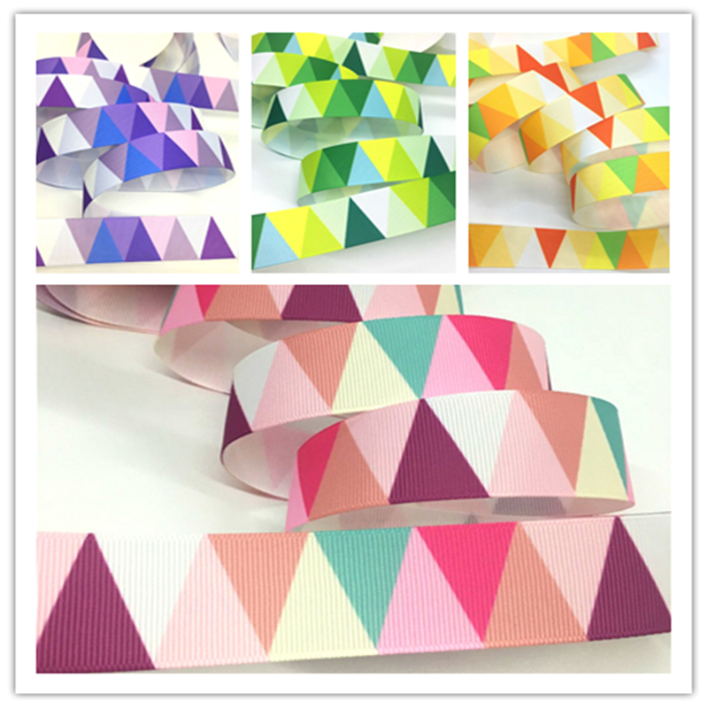2.5 ซม.4.5 เมตรเรขาคณิต Rainbow พิมพ์ Grosgrain ริบบิ้นสําหรับ Handmade Craft Bows งานแต่งงานคริสต์มาส Deco ของขวัญเค้กบรรจุ