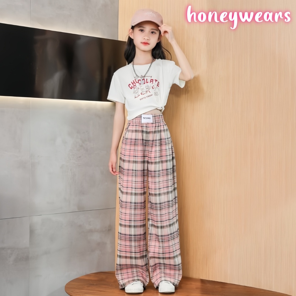 honeywears⚡️พร้อมส่ง⚡️ชุดเซ็ทเด็กหญิง เสื้อแขนสั้นกางเกงยาวลําลอง ลายสก๊อต สไตล์เกาหลี แฟชั่นฤดูร้อน ไซส์ 120-160