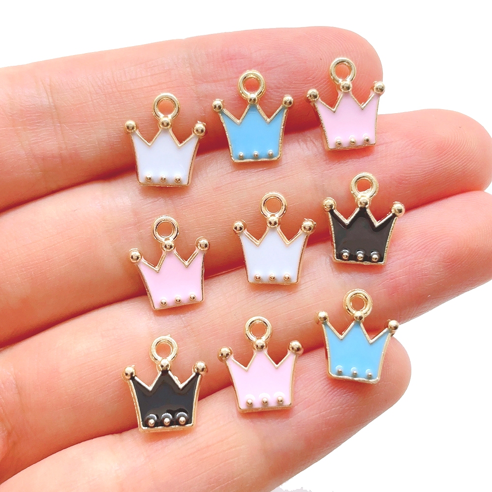 4pcs Alloy Crown Charm จี ้ การ ์ ตูนน ่ ารักพวงกุญแจสร ้ อยข ้ อมือเครื ่ องประดับอุปกรณ ์ เสริมสําหรับทํา