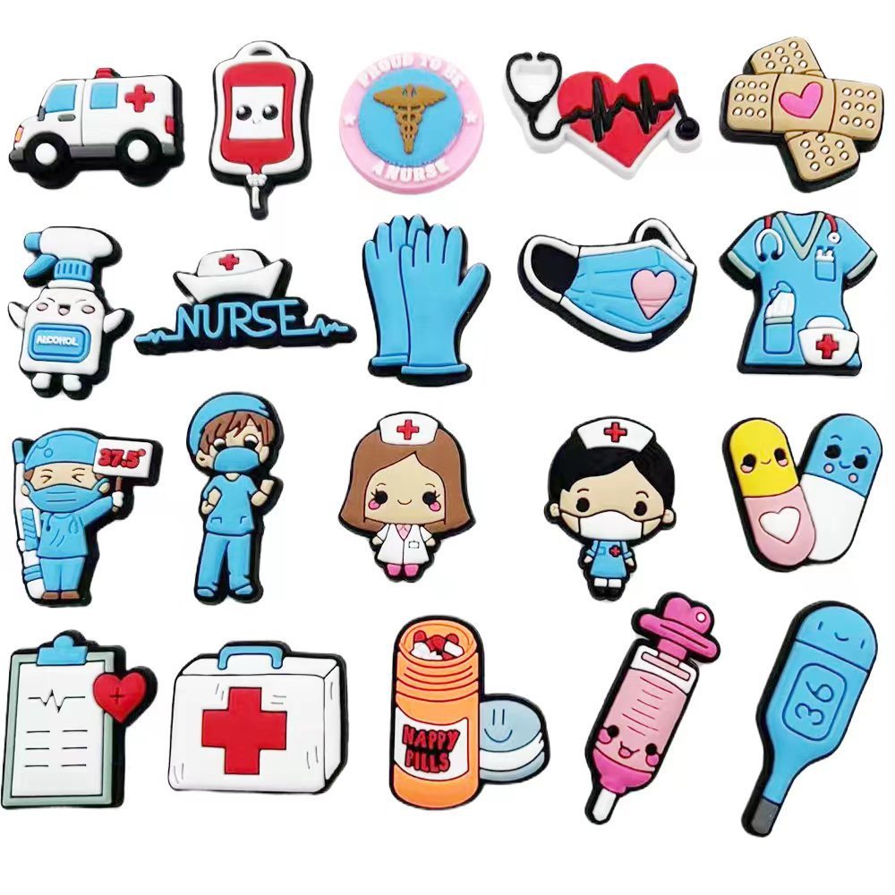 Jibbits รองเท้า charm jibbitz charm แฟชั่นสร้างสรรค์น่ารักรองเท้าแตะรองเท้า Comfort การ์ตูนรูปแบบที่มีสีสัน DIY รองเท้าหัวเข็มขัด/ปุ่มบล็อกขายส่ง