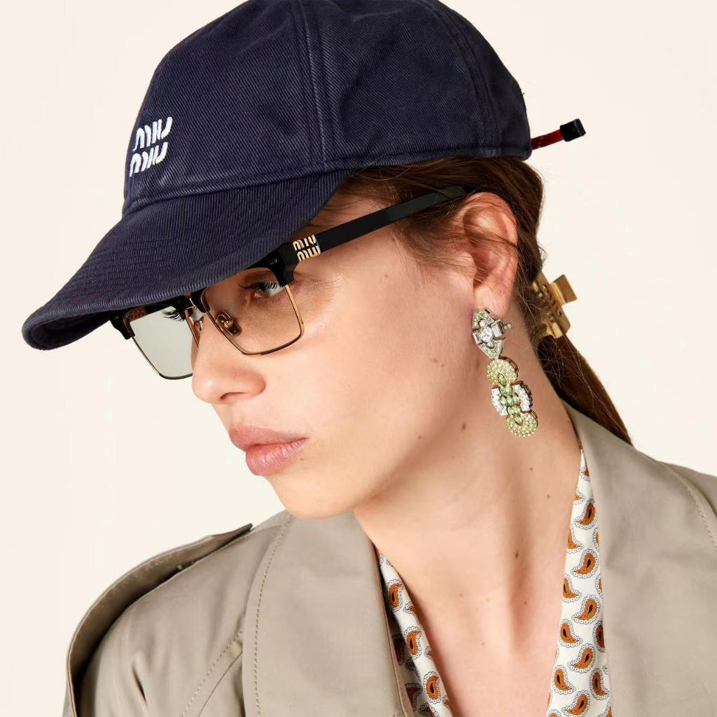 M *IU 2024 ใหม ่ SERIES UNISEX FASHION BASEBALL หมวกผ ้ าฝ ้ ายไม ่ มีกล ่ อง