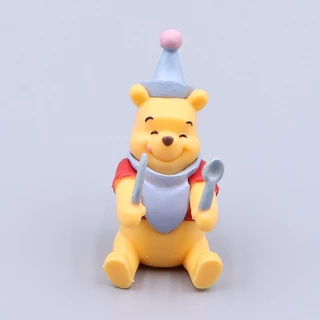 4 ชิ้น/เซ็ต Winnie the Pooh Cross Dressing Show Pilot Pooh Bear ชุดนอนเด็ก Edward Pooh ผ้าเช็ดปาก Mr Sanders รุ่น Q PVC Action Figure ตุ๊กตาของเล่น